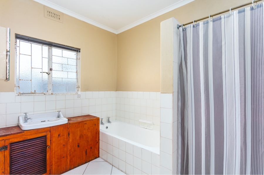 3 Bedroom Property for Sale in Avondale Western Cape